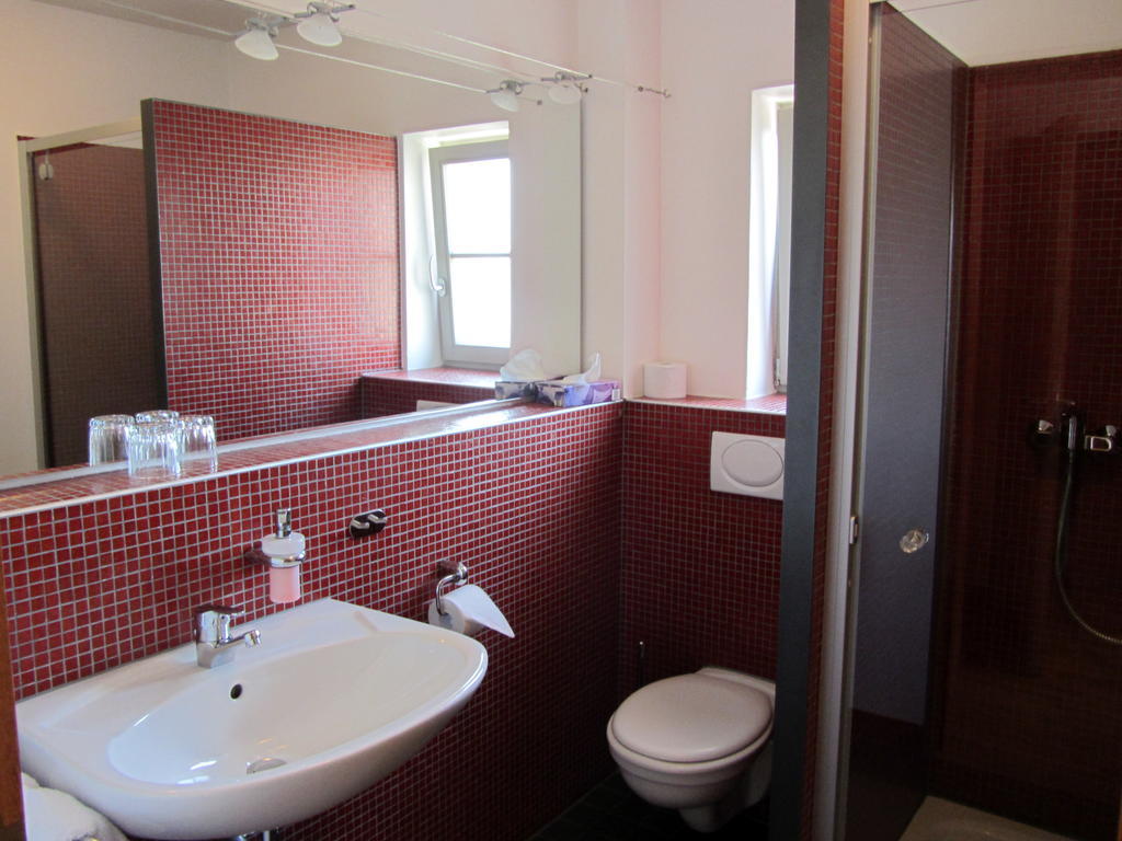 Hotel Weinblatt Sommerach Habitación foto
